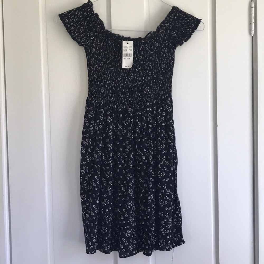 Brandy Melville off the shoulder summer dress